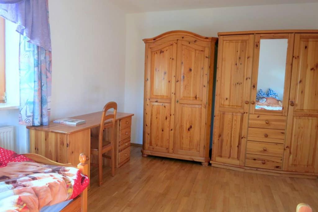 Bergmann Appartement Burgkirchen an der Alz Buitenkant foto