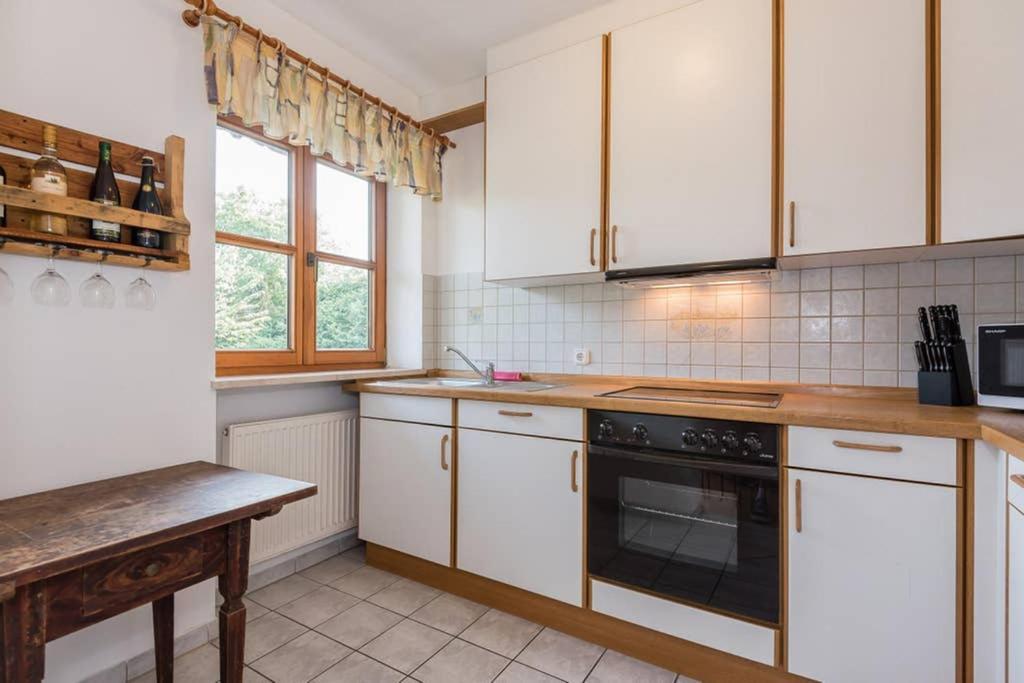 Bergmann Appartement Burgkirchen an der Alz Buitenkant foto